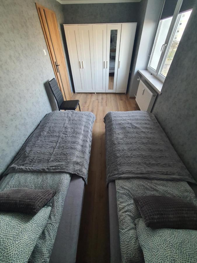 Jdk Apartamenty Mlynarska 44M2 6-Osobowy Kalisz  Bagian luar foto