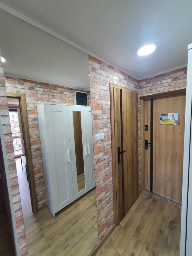 Jdk Apartamenty Mlynarska 44M2 6-Osobowy Kalisz  Bagian luar foto