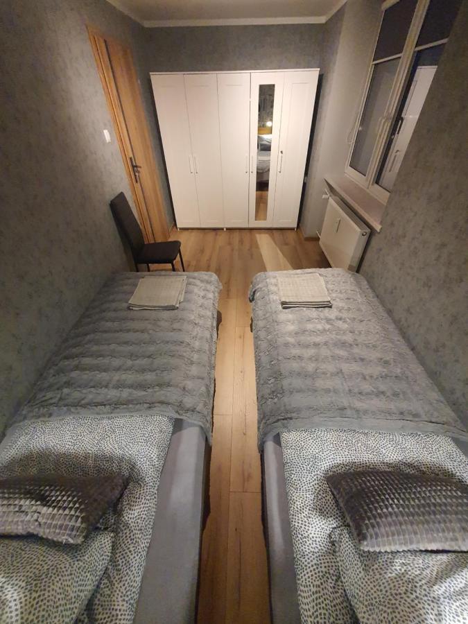 Jdk Apartamenty Mlynarska 44M2 6-Osobowy Kalisz  Bagian luar foto